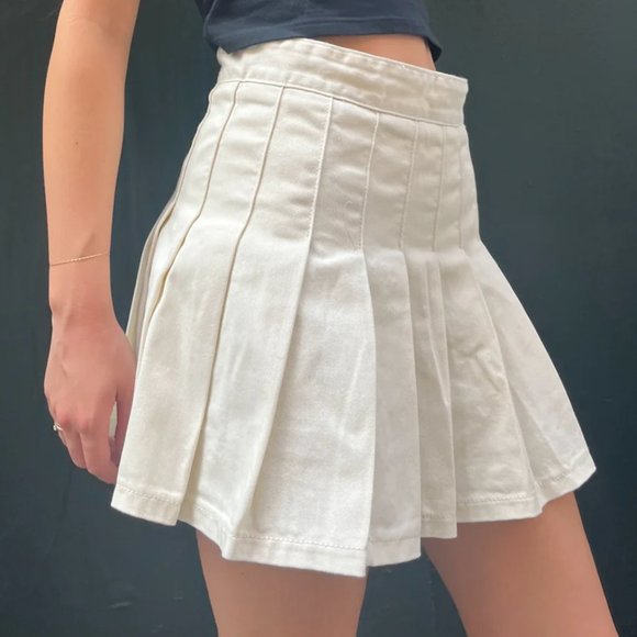 Brandy Melville Brand New Dana Skirt S - Picture 2 of 6